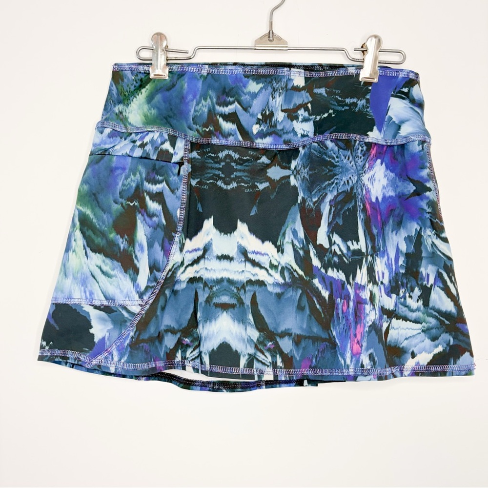 Athletic Floral-Print Skort in Blue and Green